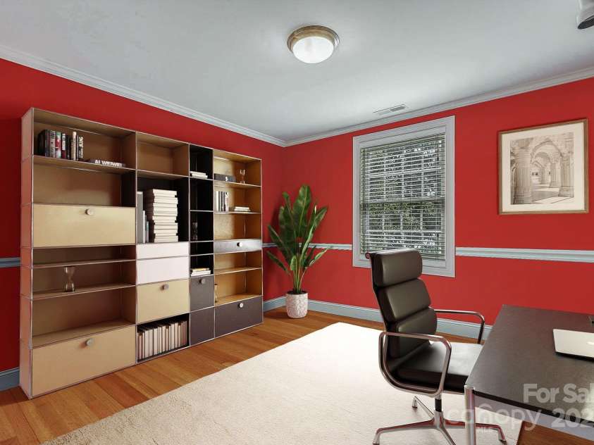 28 Trafalgar Circle, Asheville, NC 28805.  MLS# CAR4294578, YatesRealty ID 416. 