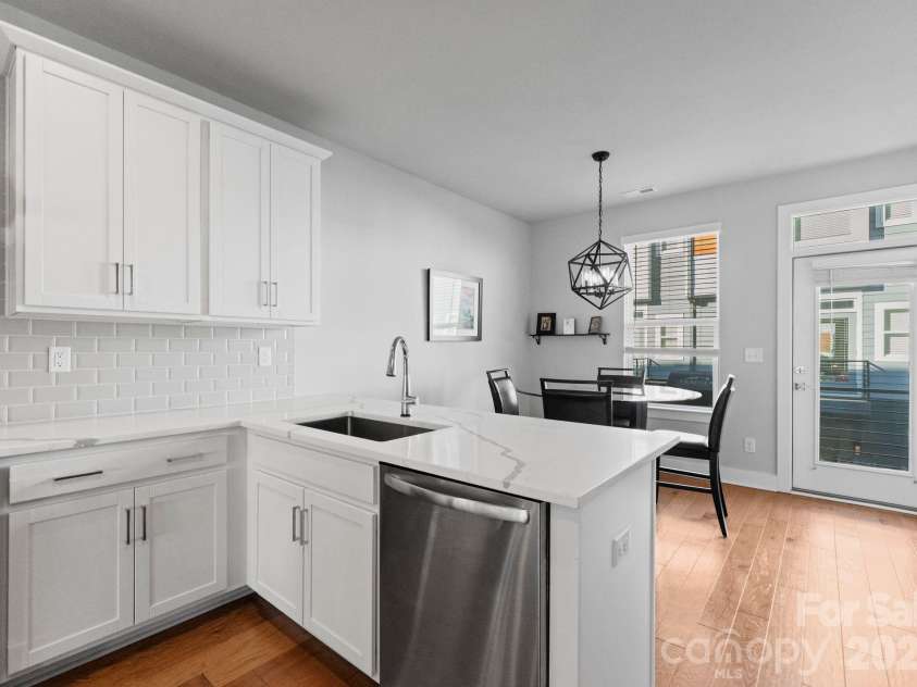 2310 Elizabeth Mill Place, Charlotte, NC 28208.  MLS# CAR4340084, YatesRealty ID 4160. 