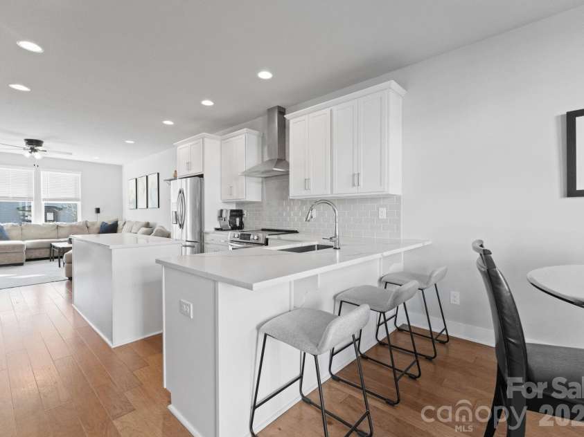 2310 Elizabeth Mill Place, Charlotte, NC 28208.  MLS# CAR4340084, YatesRealty ID 4160. 