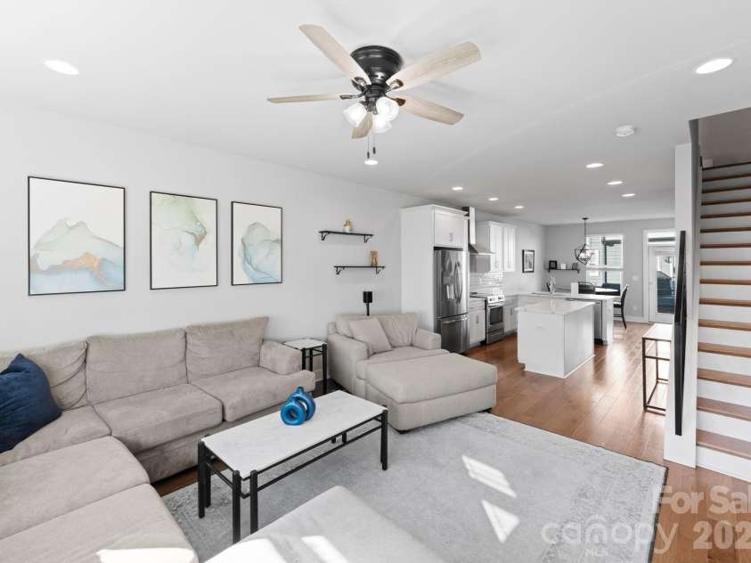 2310 Elizabeth Mill Place, Charlotte, NC 28208.  MLS# CAR4340084, YatesRealty ID 4160. 