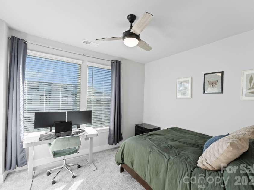 2310 Elizabeth Mill Place, Charlotte, NC 28208.  MLS# CAR4340084, YatesRealty ID 4160. 