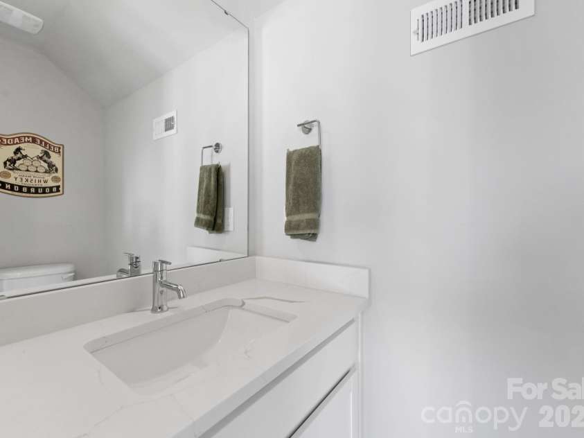 2310 Elizabeth Mill Place, Charlotte, NC 28208.  MLS# CAR4340084, YatesRealty ID 4160. 