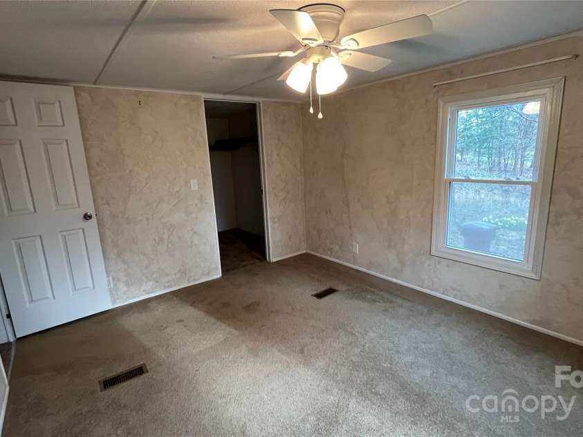 350 Brawley Road, Cleveland, NC 27013.  MLS# CAR4233746, YatesRealty ID 4160. 