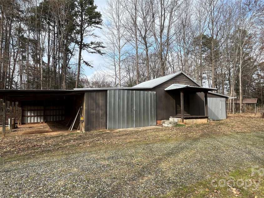 350 Brawley Road, Cleveland, NC 27013.  MLS# CAR4233746, YatesRealty ID 4160. 