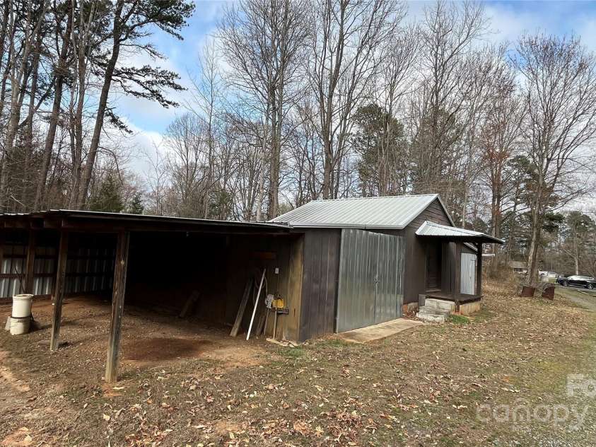 350 Brawley Road, Cleveland, NC 27013.  MLS# CAR4233746, YatesRealty ID 4160. 