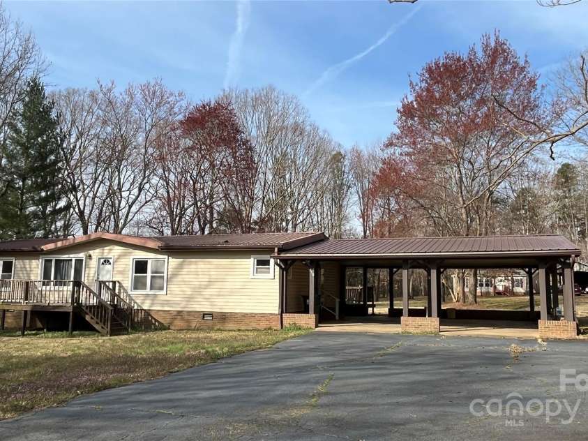 350 Brawley Road, Cleveland, NC 27013.  MLS# CAR4233746, YatesRealty ID 4160. 