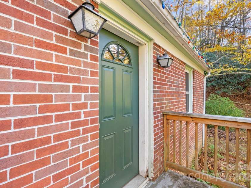 456 Rector Corner Road, Marshall, NC 28753.  MLS# CAR4319873, YatesRealty ID 4160. 