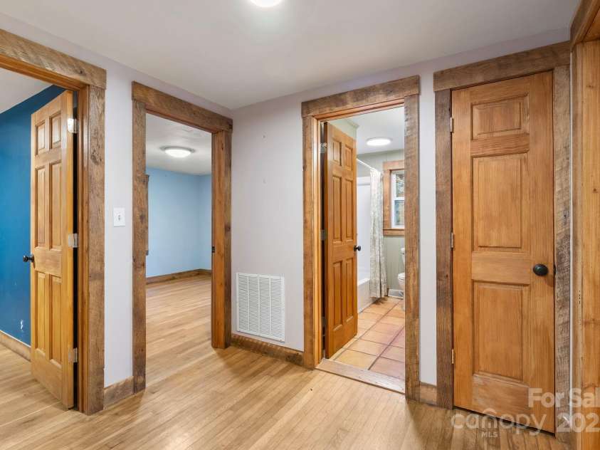 456 Rector Corner Road, Marshall, NC 28753.  MLS# CAR4319873, YatesRealty ID 4160. 