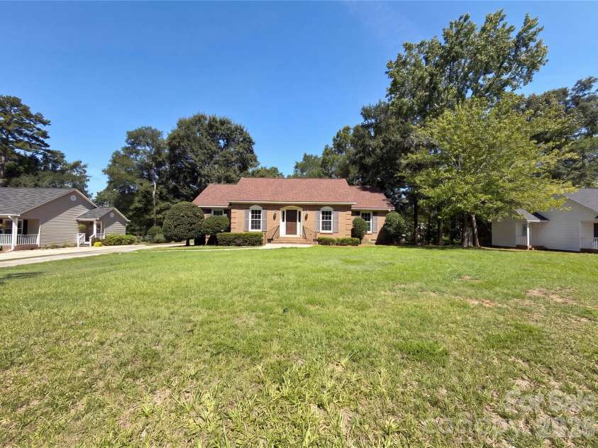 2592 Tully Court, Lancaster, SC 29720.  MLS# CAR4411122, YatesRealty ID 41602. 