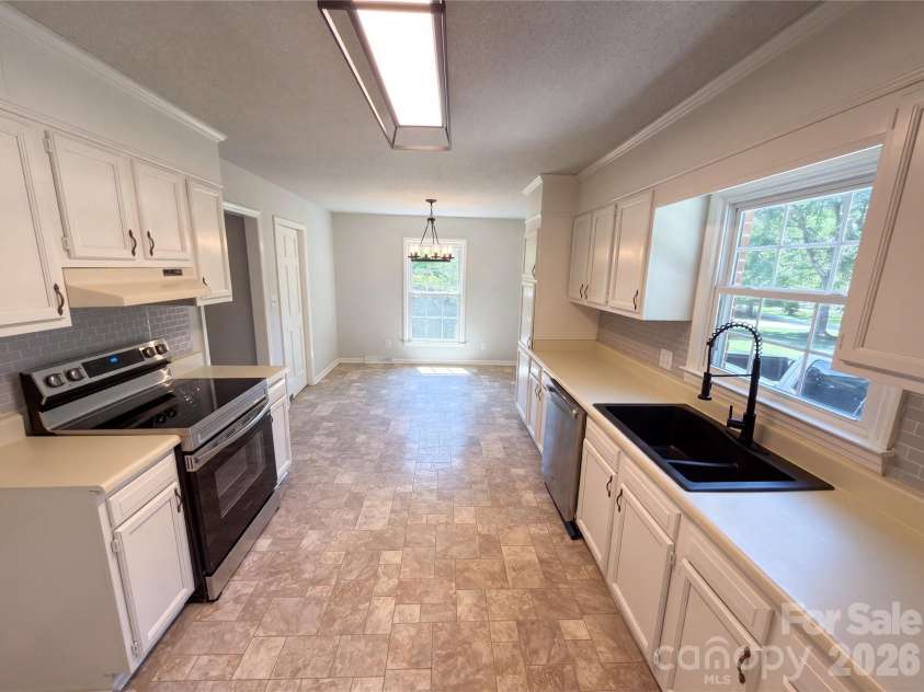 2592 Tully Court, Lancaster, SC 29720.  MLS# CAR4411122, YatesRealty ID 41602. 