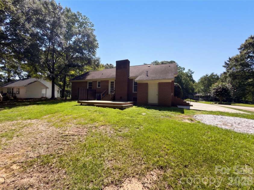 2592 Tully Court, Lancaster, SC 29720.  MLS# CAR4411122, YatesRealty ID 41602. 