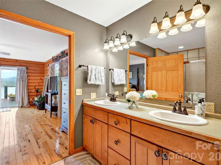 108 High Lake Drive, Nebo, NC 28761.  MLS# CAR4405505, YatesRealty ID 41603. 