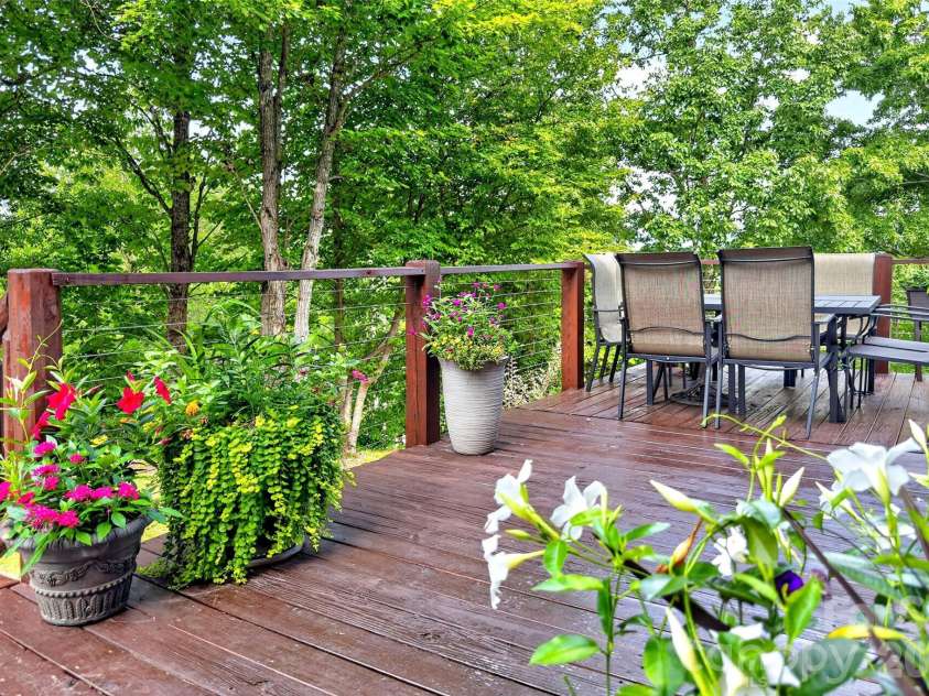 108 High Lake Drive, Nebo, NC 28761.  MLS# CAR4405505, YatesRealty ID 41603. 