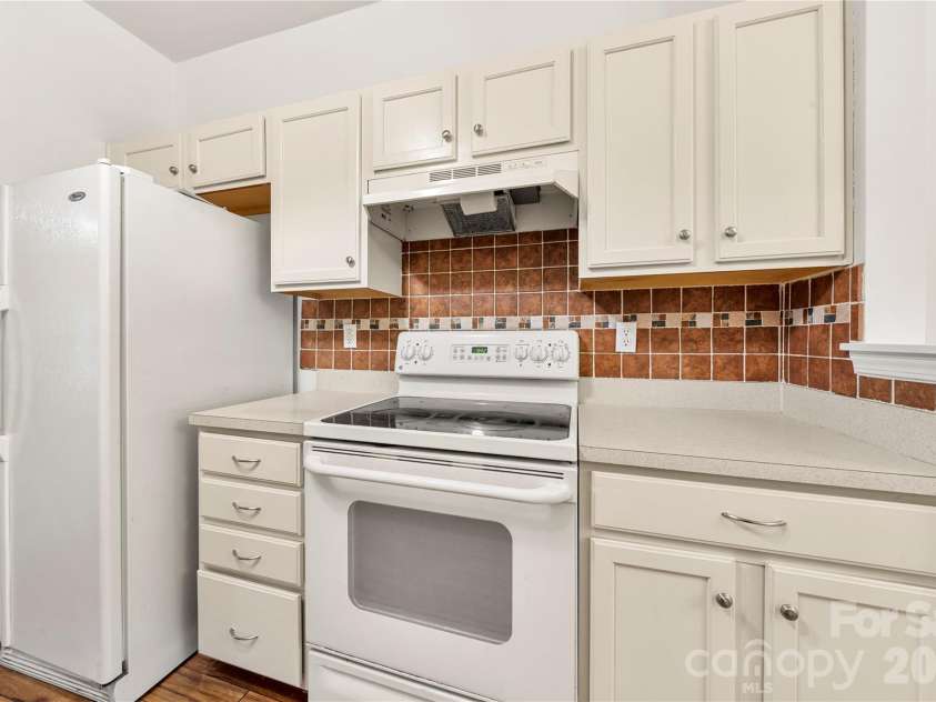 117 Talbert Town Loop, Mooresville, NC 28117.  MLS# CAR4401832, YatesRealty ID 41605. 