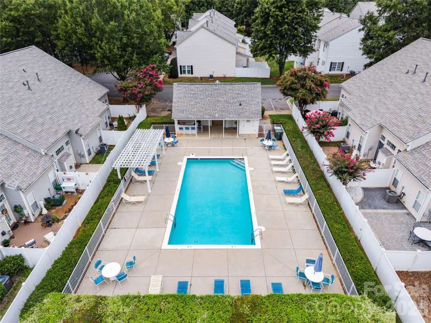 117 Talbert Town Loop, Mooresville, NC 28117.  MLS# CAR4401832, YatesRealty ID 41605. Community pool