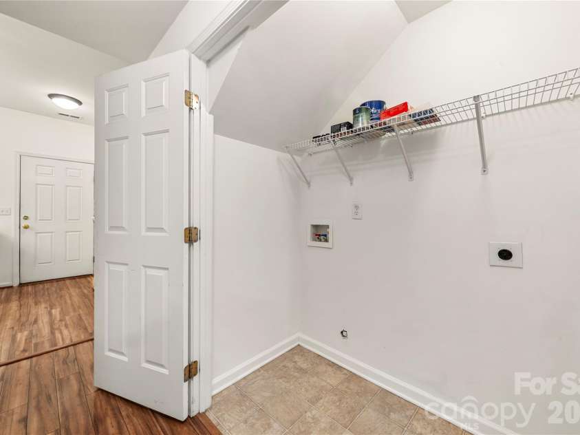 117 Talbert Town Loop, Mooresville, NC 28117.  MLS# CAR4401832, YatesRealty ID 41605. Laundry closet