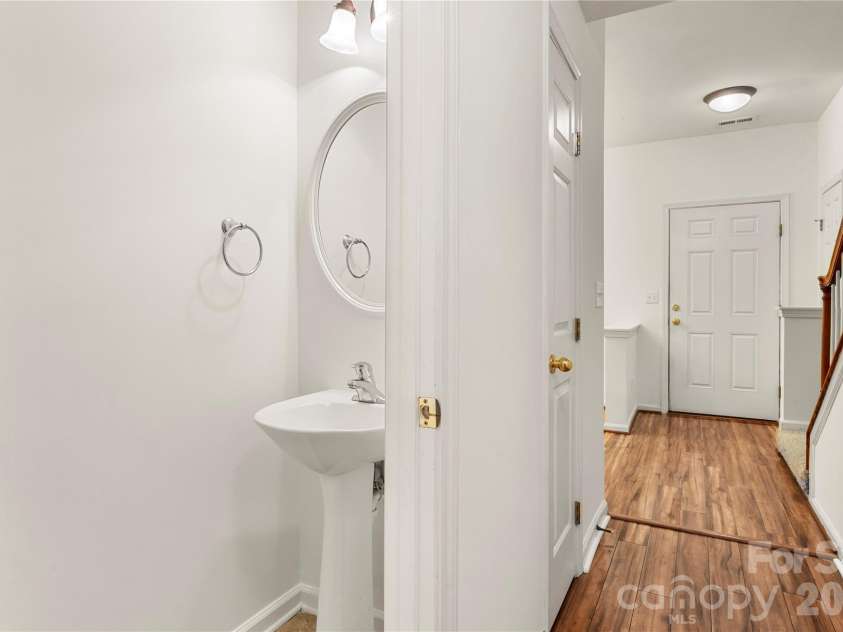 117 Talbert Town Loop, Mooresville, NC 28117.  MLS# CAR4401832, YatesRealty ID 41605. Main level half bath