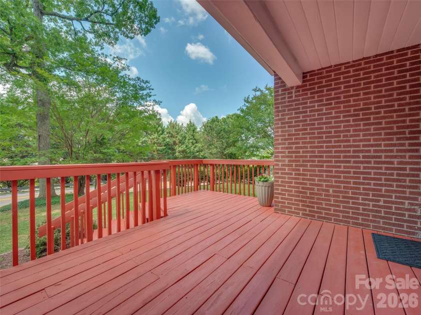 917 Blue Ridge Road, East Flat Rock, NC 28726.  MLS# CAR4402253, YatesRealty ID 41608. 