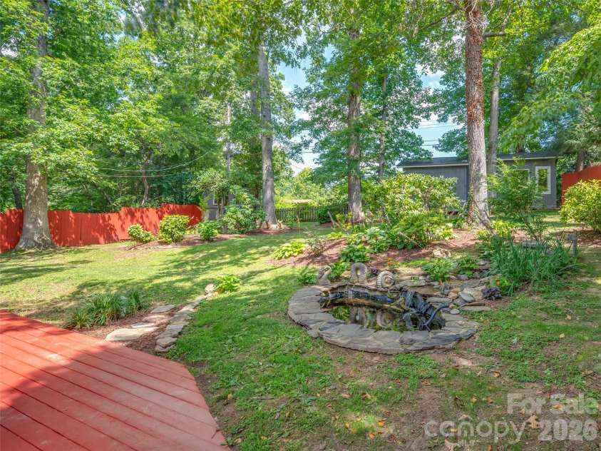 917 Blue Ridge Road, East Flat Rock, NC 28726.  MLS# CAR4402253, YatesRealty ID 41608. 