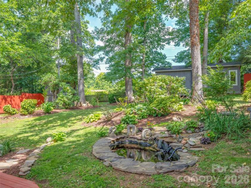 917 Blue Ridge Road, East Flat Rock, NC 28726.  MLS# CAR4402253, YatesRealty ID 41608. 