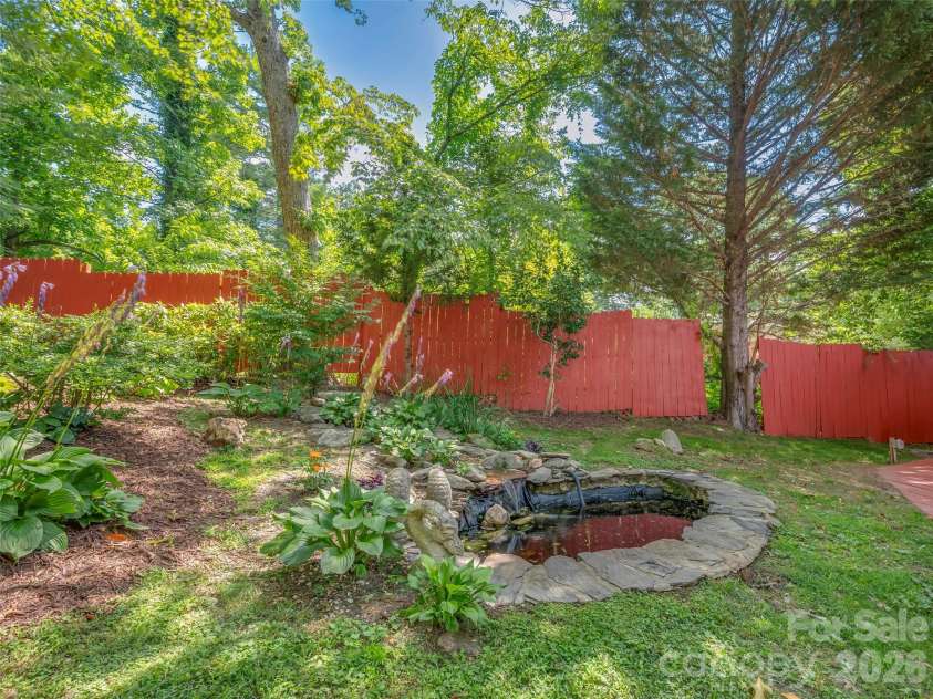 917 Blue Ridge Road, East Flat Rock, NC 28726.  MLS# CAR4402253, YatesRealty ID 41608. 
