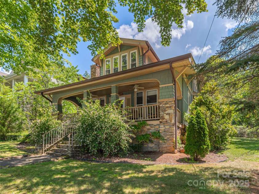 213 Chapel Drive, Lake Junaluska, NC 28745.  MLS# CAR4290739, YatesRealty ID 4161. 