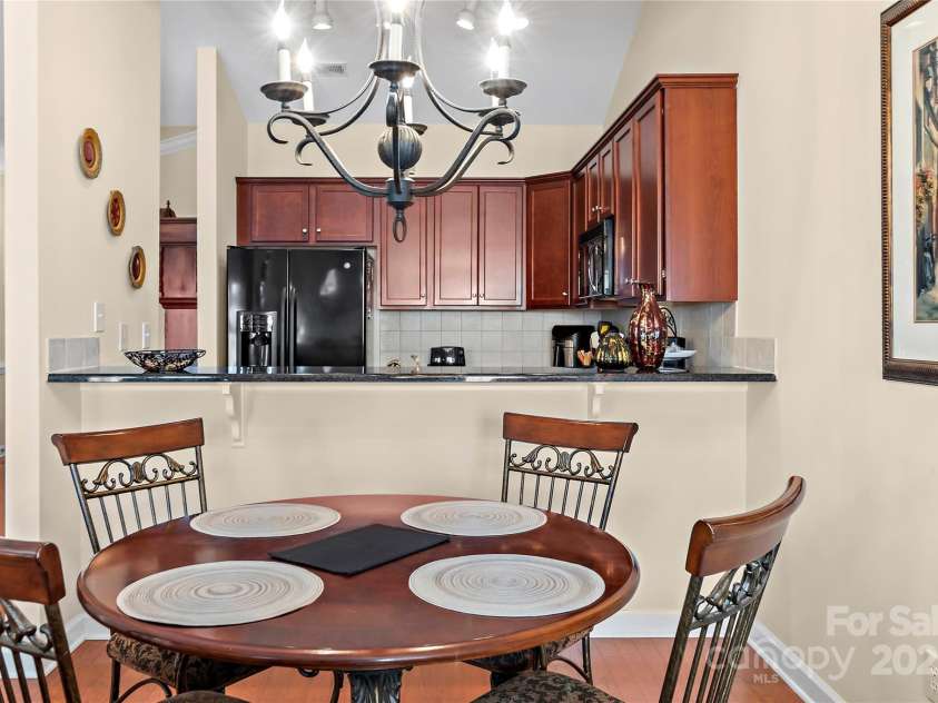 302 Pelican Lane, Clemmons, NC 27012.  MLS# CAR4240695, YatesRealty ID 4161. 