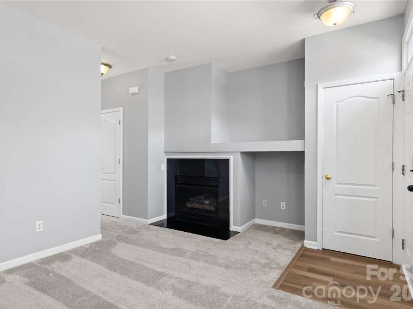 3225 Tyler Finley Way, Charlotte, NC 28269.  MLS# CAR4410964, YatesRealty ID 41615. 