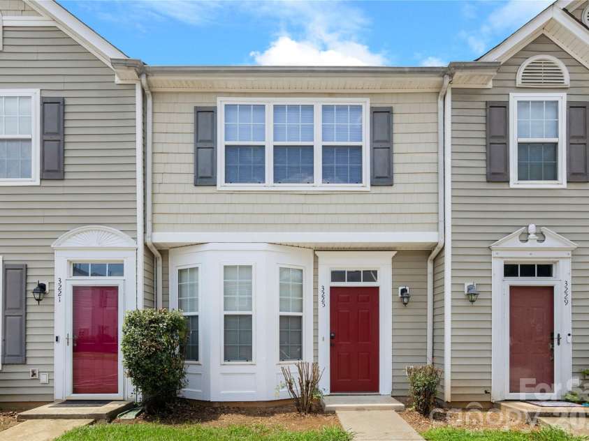 3225 Tyler Finley Way, Charlotte, NC 28269.  MLS# CAR4410964, YatesRealty ID 41615. 