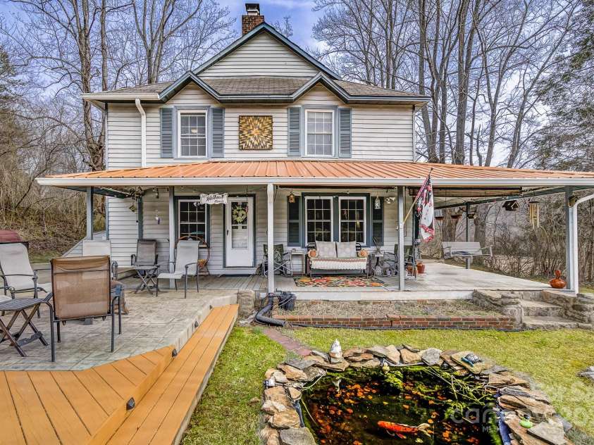 4 Morgan Branch Road, Candler, NC 28715.  MLS# CAR4225201, YatesRealty ID 4162. 