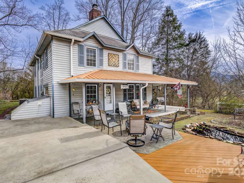 4 Morgan Branch Road, Candler, NC 28715.  MLS# CAR4225201, YatesRealty ID 4162. 