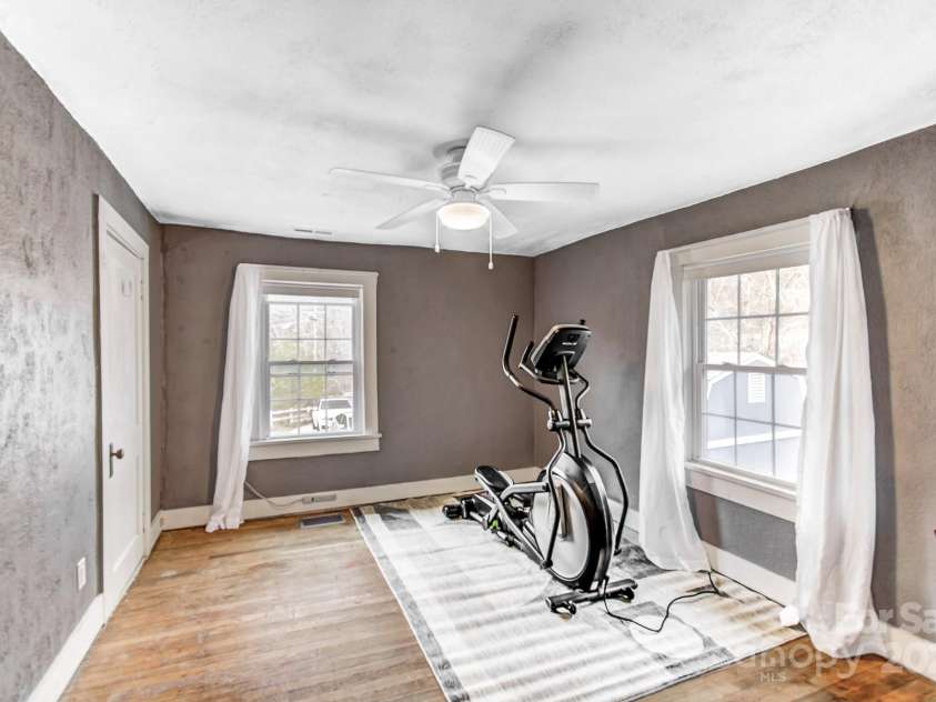 4 Morgan Branch Road, Candler, NC 28715.  MLS# CAR4225201, YatesRealty ID 4162. 
