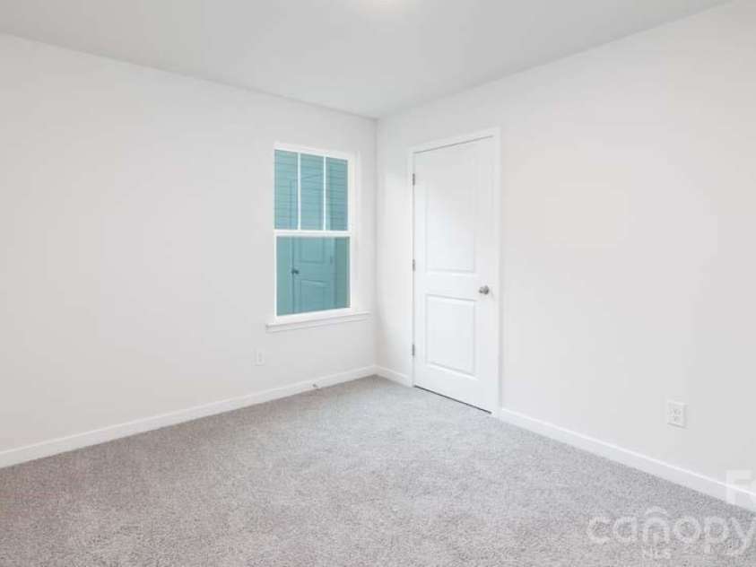 5128 Parker Forest Road, Charlotte, NC 28215.  MLS# CAR4397202, YatesRealty ID 41620. 