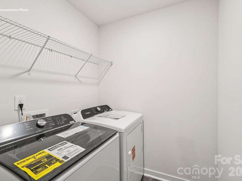 5124 Parker Forest Road, Charlotte, NC 28215.  MLS# CAR4397206, YatesRealty ID 41621. 