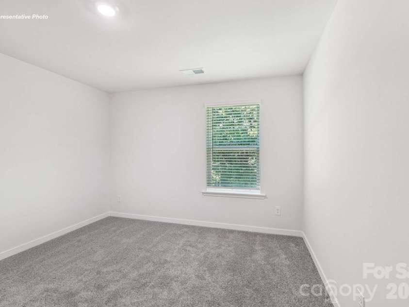 5124 Parker Forest Road, Charlotte, NC 28215.  MLS# CAR4397206, YatesRealty ID 41621. 