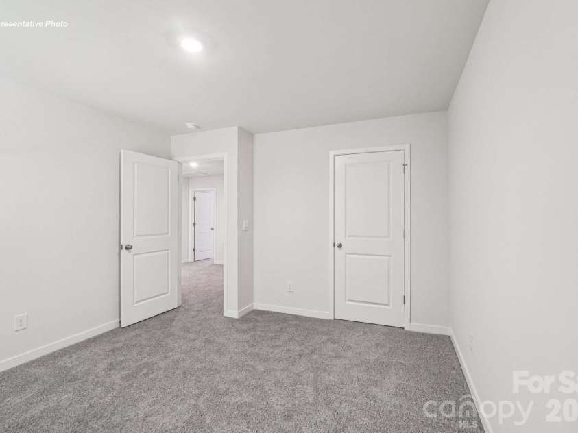 5124 Parker Forest Road, Charlotte, NC 28215.  MLS# CAR4397206, YatesRealty ID 41621. 