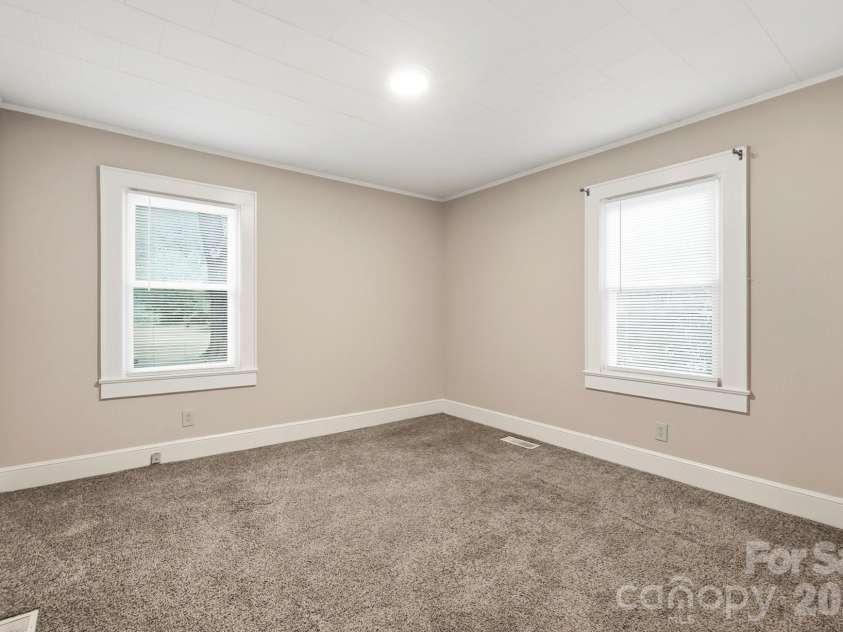 419 Jackson Street, Albemarle, NC 28001.  MLS# CAR4408886, YatesRealty ID 41626. Bedroom