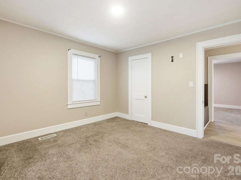419 Jackson Street, Albemarle, NC 28001.  MLS# CAR4408886, YatesRealty ID 41626. Bedroom