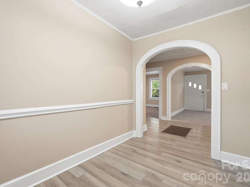 419 Jackson Street, Albemarle, NC 28001.  MLS# CAR4408886, YatesRealty ID 41626. Dining room