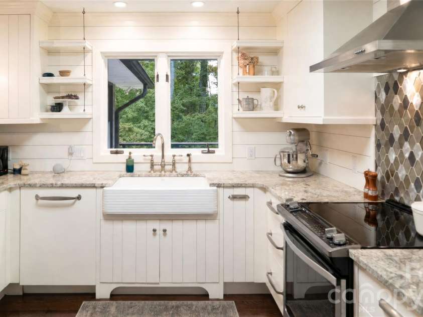 714 Hopewell Road, Morganton, NC 28655.  MLS# CAR4410860, YatesRealty ID 41627. Kitchen