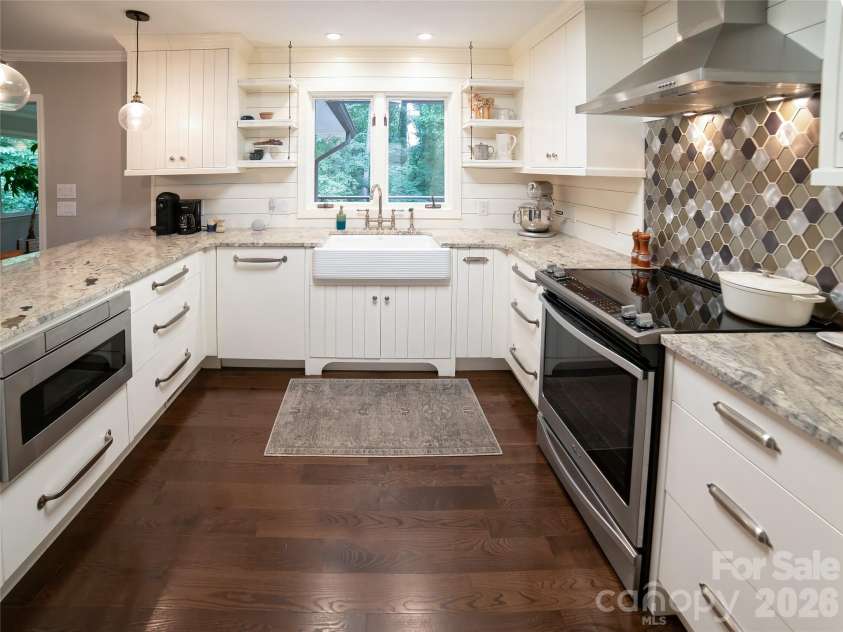 714 Hopewell Road, Morganton, NC 28655.  MLS# CAR4410860, YatesRealty ID 41627. Kitchen