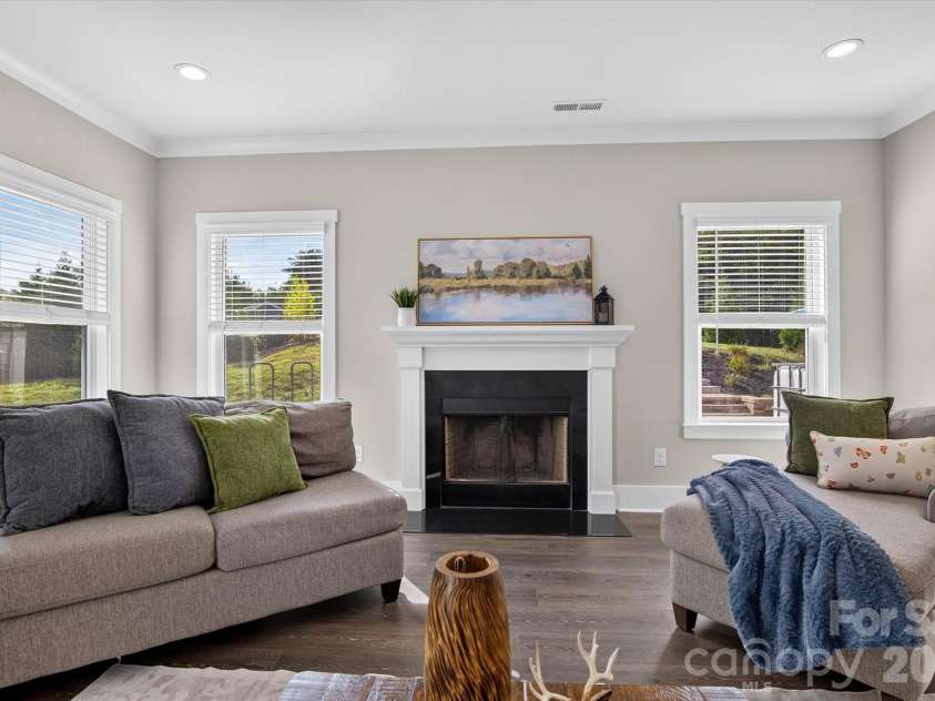 16184 Commodore Drive, Lancaster, SC 29720.  MLS# CAR4408562, YatesRealty ID 41628. 