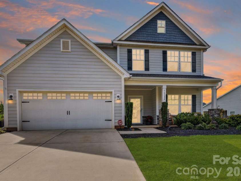 16184 Commodore Drive, Lancaster, SC 29720.  MLS# CAR4408562, YatesRealty ID 41628. Twilight Virtual Edit