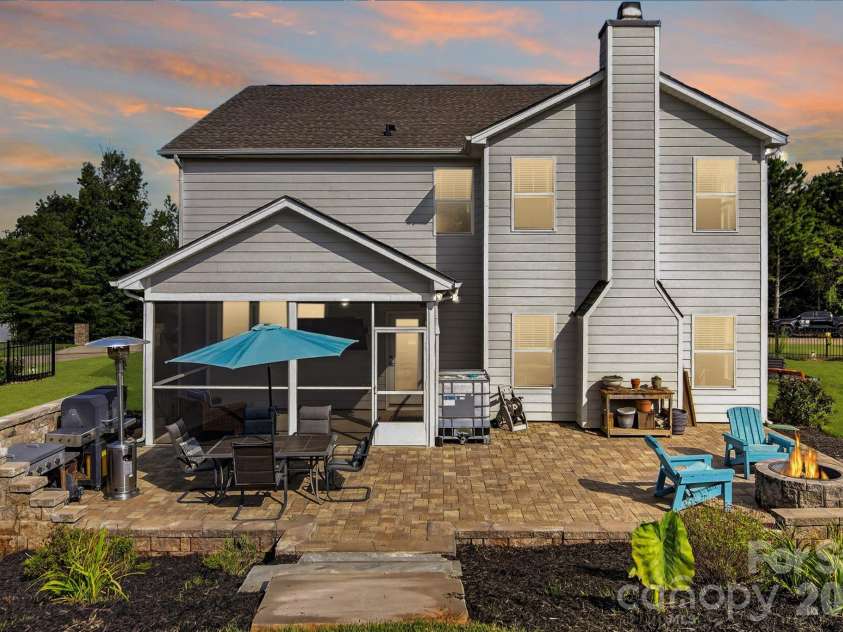 16184 Commodore Drive, Lancaster, SC 29720.  MLS# CAR4408562, YatesRealty ID 41628. Twilight Virtual Edit