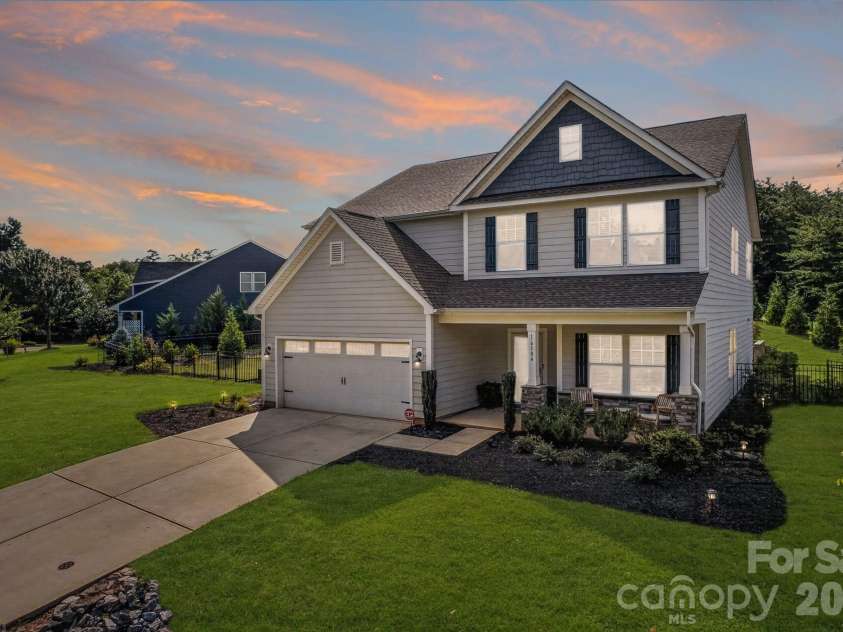 16184 Commodore Drive, Lancaster, SC 29720.  MLS# CAR4408562, YatesRealty ID 41628. Twilight Virtual Edit