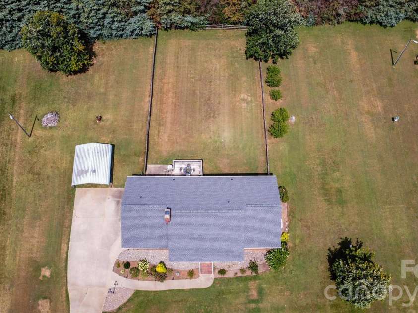 918 Tirzah Road, York, SC 29745.  MLS# CAR4407415, YatesRealty ID 41629. 