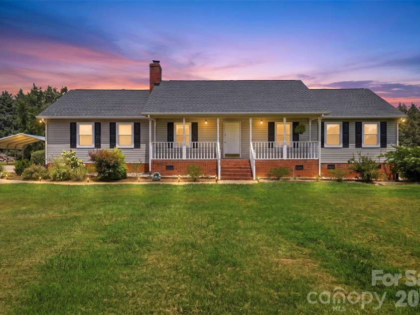 918 Tirzah Road, York, SC 29745.  MLS# CAR4407415, YatesRealty ID 41629. 918 Tirzah Rd(Virtual Twlight)