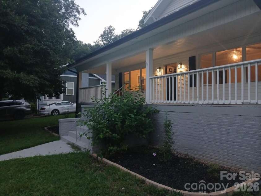 105 Inman Avenue, Bessemer City, NC 28016.  MLS# CAR4337137, YatesRealty ID 4163. 