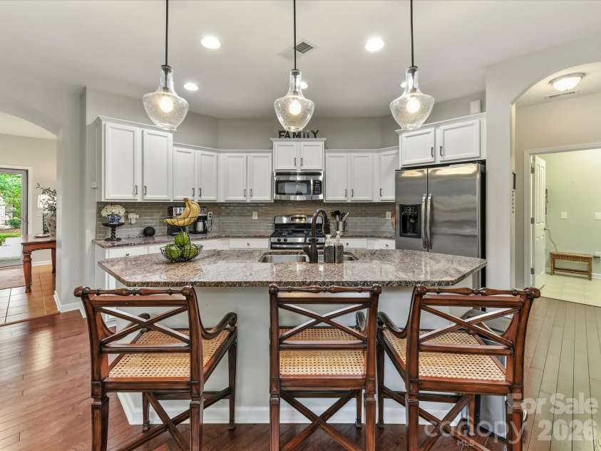 4415 Parkgate Drive, Matthews, NC 28105.  MLS# CAR4403700, YatesRealty ID 41630. 