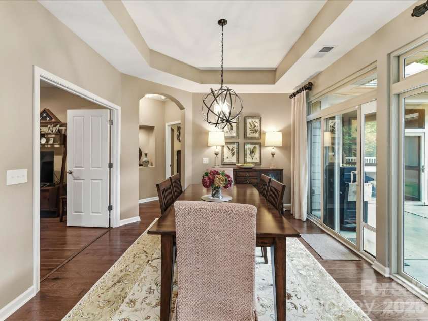4415 Parkgate Drive, Matthews, NC 28105.  MLS# CAR4403700, YatesRealty ID 41630. 